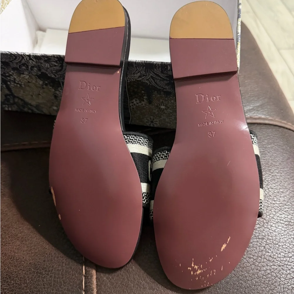Dior Black and Cream Sandals - Picture 2 of 4